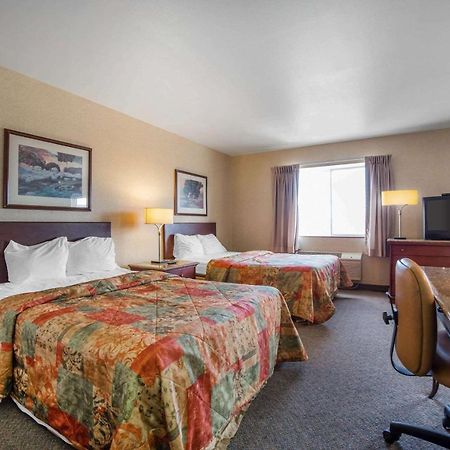 Rodeway Inn & Suites Nampa Exterior foto