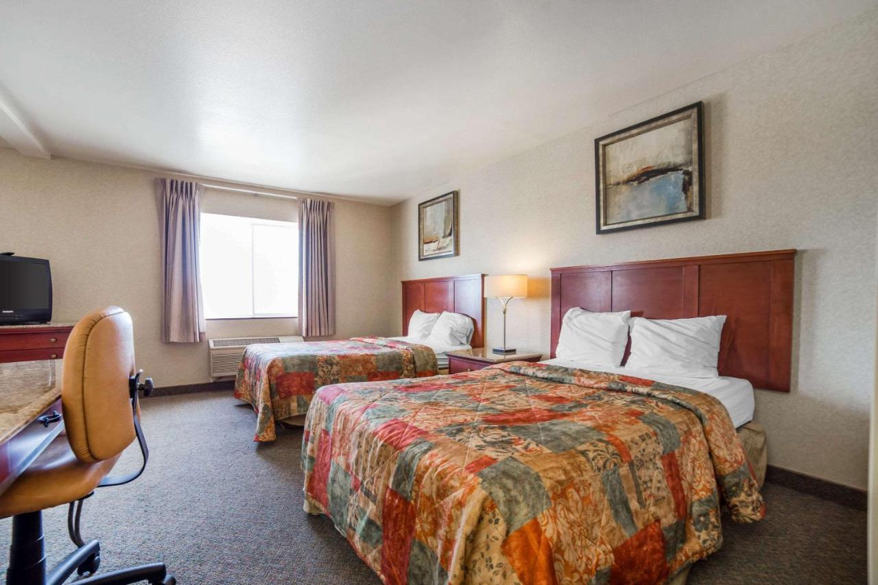 Rodeway Inn & Suites Nampa Exterior foto