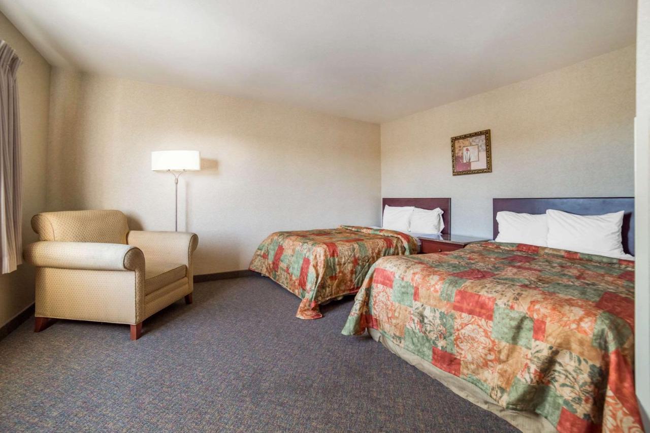 Rodeway Inn & Suites Nampa Exterior foto